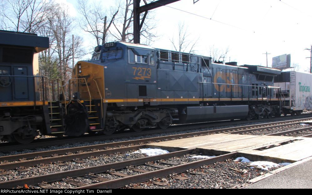 CSX 7273 on I032